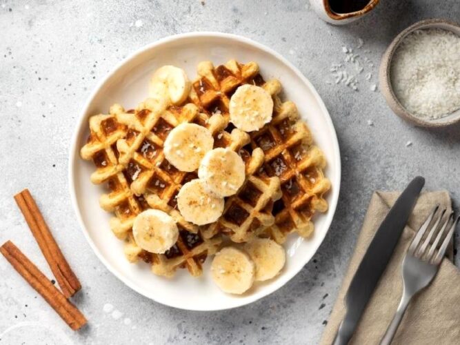 Yulaflı Muzlu Waffle Nasıl Yapılır?