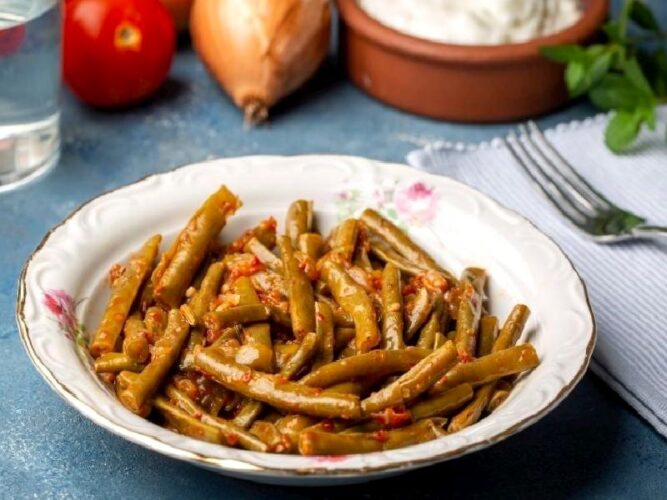 Zeytinyağlı Börülce Tarifi Nasıl Yapılır?