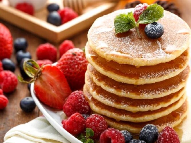 İki Malzemeli Pancake Tarifi Nasıl Yapılır?