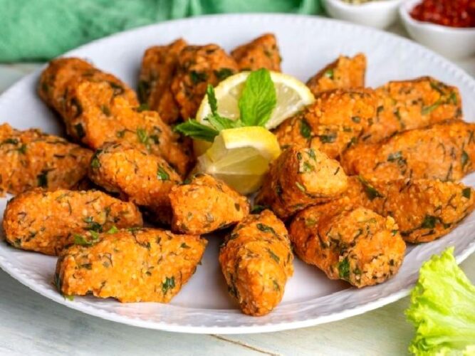 Mercimek Köftesi Tarifi Nasıl Yapılır?