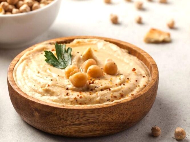 10 Dakikada Humus Tarifi Nasıl Yapılır?