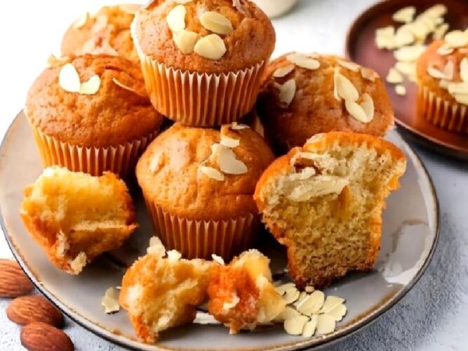 Badem Unlu Muffin Tarifi Nasıl Yapılır?