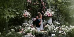 Taylor Swift’in Viral Olan Nişan Elbisesi Şimdiden Tükendi