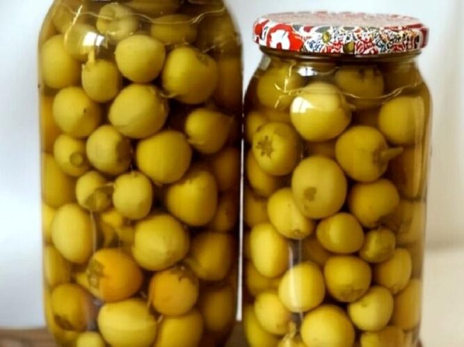 Top Biber Turşusu Tarifi Nasıl Yapılır?