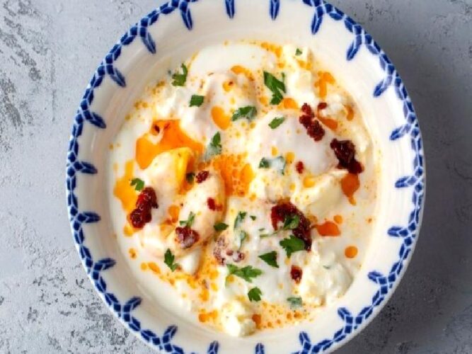 Çılbır Tarifi Nasıl Yapılır?