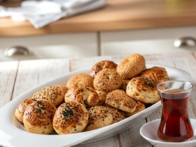 Ev Yapımı Tuzlu Kurabiye Tarifi Nasıl Yapılır?