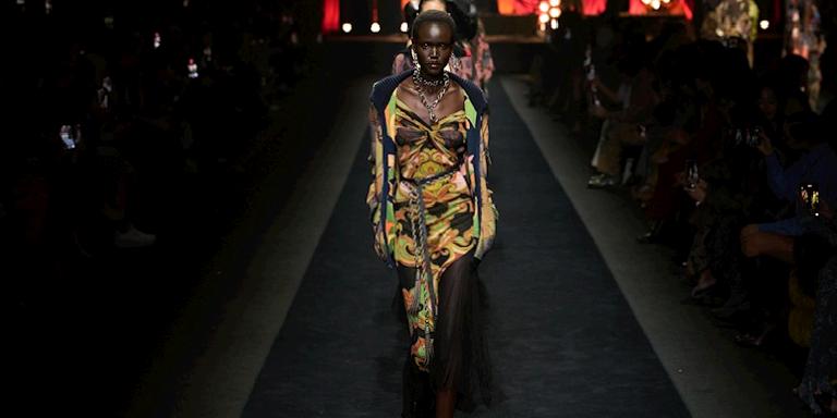 Milano Moda Haftası: Etro İlkbahar/Yaz 2026