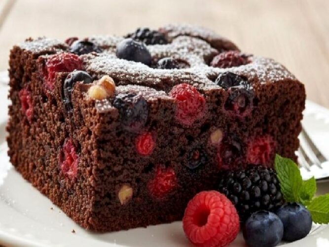 Orman Meyveli Brownie Tarifi Nasıl Yapılır?