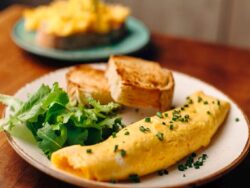 Otlu Fransız Omleti Tarifi Nasıl Yapılır?