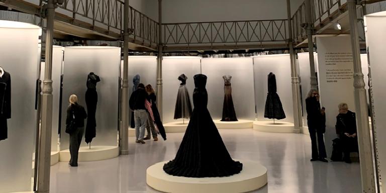 Azzedine Alaïa: Zamanın Dışında Bir Usta
