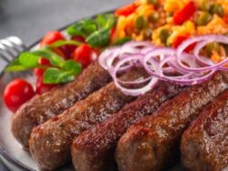 Tekirdağ Köfte Tarifi Nasıl Yapılır?