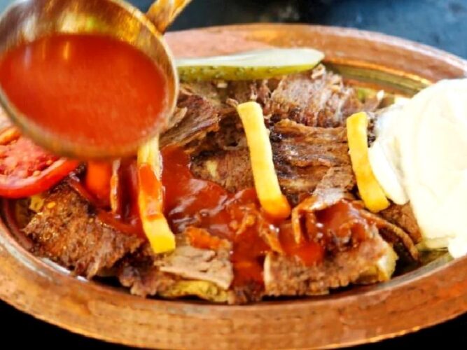 İskender Sosu Tarifi Nasıl Yapılır?