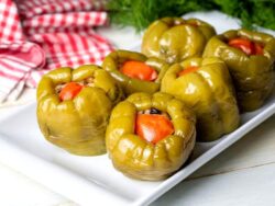 Karabuğdaylı Biber Dolması Tarifi Nasıl Yapılır?