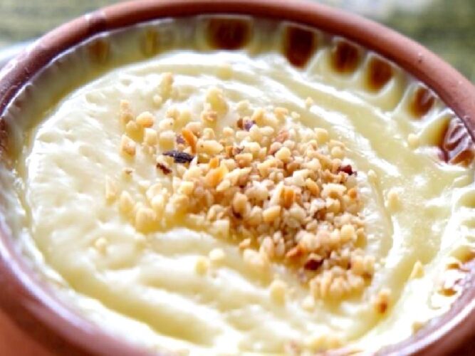 Kaymaklı Sütlaç Tarifi Nasıl Yapılır?