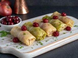 Vişneli Lahana Sarması Tarifi Nasıl Yapılır?