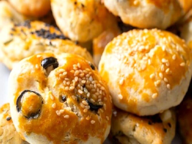 Yulaf Unlu Zeytinli Poğaça Tarifi Nasıl Yapılır?