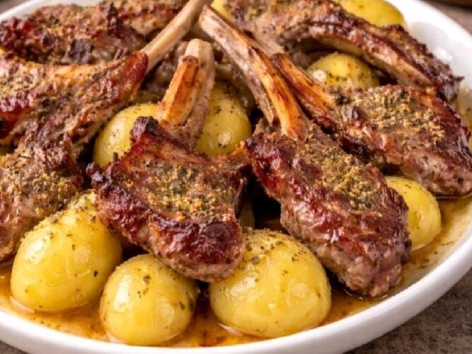 Ballı Hardallı Kuzu Pirzola Tarifi Nasıl Yapılır?