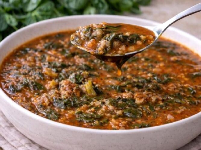 Ispanak Çorbası Tarifi Nasıl Yapılır?