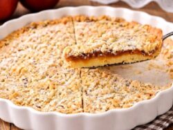 Kıyır Kıyır Elmalı Tart Tarifi Nasıl Yapılır?