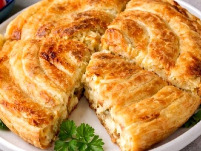 Tavada Yalancı Su Böreği Tarifi Nasıl Yapılır?