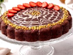 Çikolatalı Tart Kek Tarifi Nasıl Yapılır?