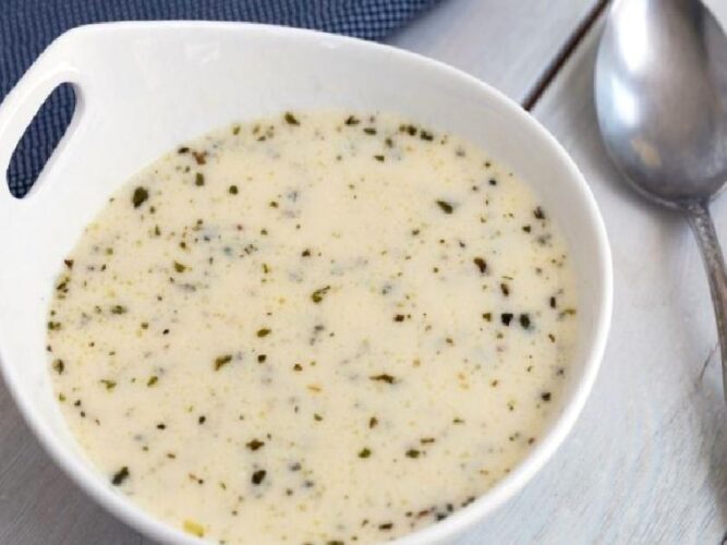 Mısırlı Yoğurt Çorbası Tarifi Nasıl Yapılır?