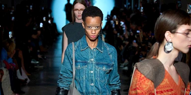 Paris Moda Haftası: Julie Kegels Sonbahar/Kış 2026