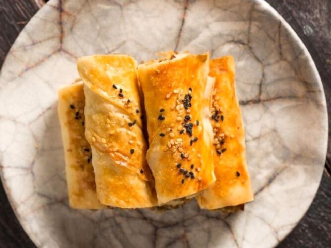 Patatesli Börek Tarifi Nasıl Yapılır?