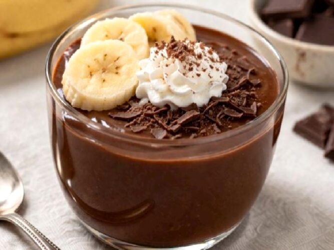 Pişmeyen Muzlu Puding Tarifi Nasıl Yapılır?