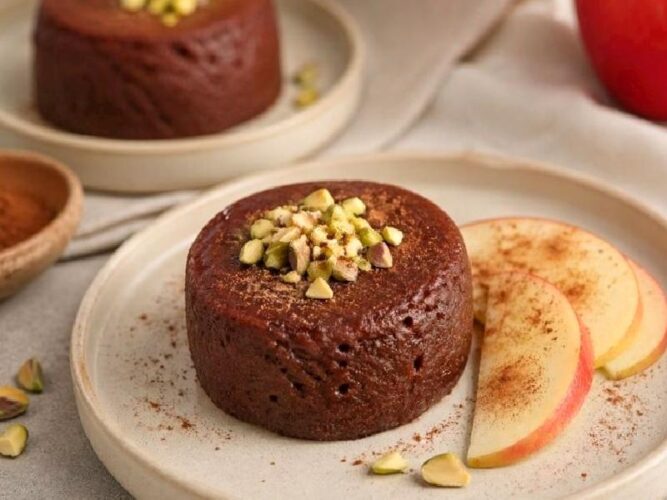 3 Malzemeli Elmalı Kek Tarifi Nasıl Yapılır?