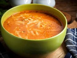 Erişteli Domates Çorbası Tarifi Nasıl Yapılır?