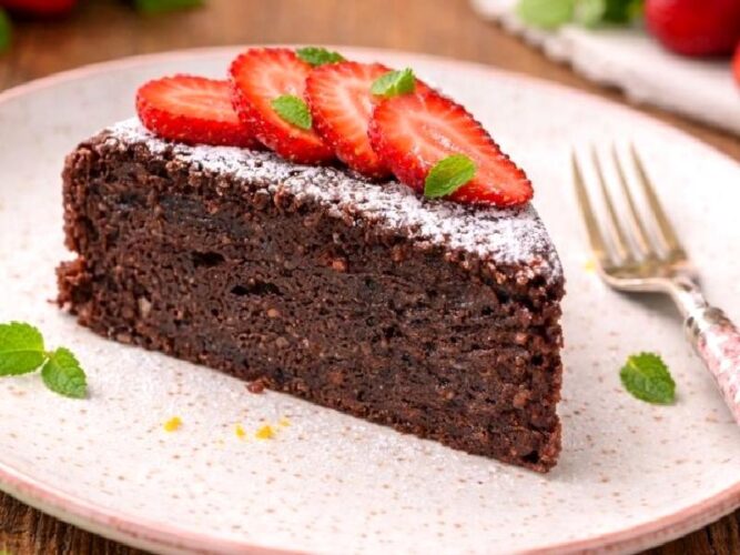 Fındıklı Çikolatalı Fondant Tarifi Nasıl Yapılır?