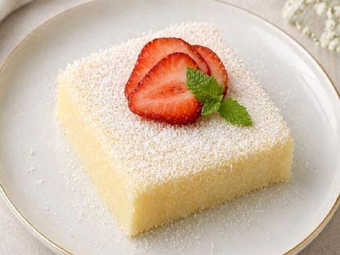 Hindistan Cevizli İrmik Tatlısı Tarifi Nasıl Yapılır?