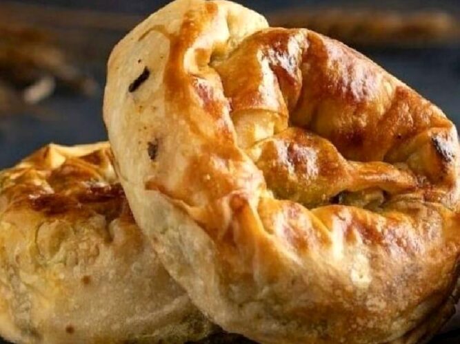 Kabaklı Gül Böreği Tarifi Nasıl Yapılır?