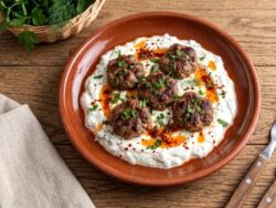 Köfteli Alinazik Tarifi Nasıl Yapılır?