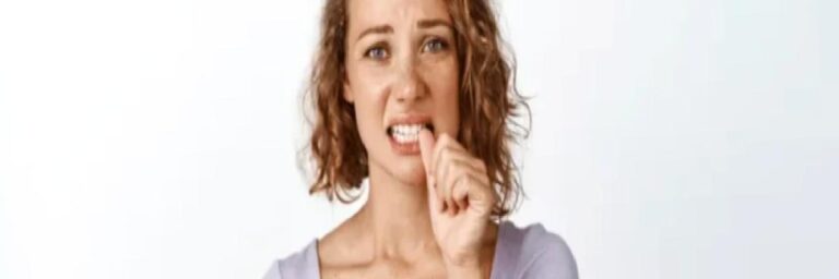 OKB (Obsesif Kompulsif Bozukluk) Nedir? Belirtileri ve Tedavi Yöntemleri