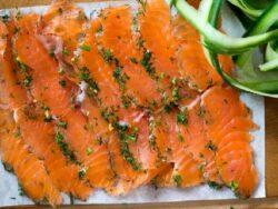 Somon Gravlax Tarifi Nasıl Yapılır?