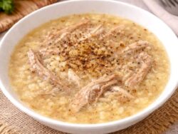 Tavuklu Şehriye Çorbası Tarifi Nasıl Yapılır?