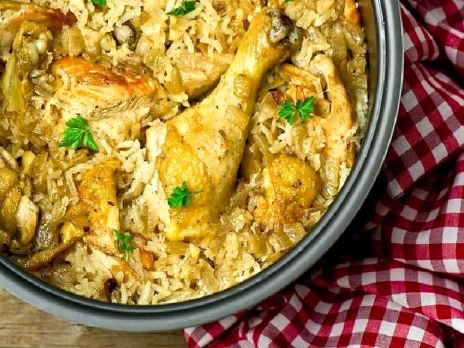 Tek Tencerede Tavuklu Pilav Tarifi Nasıl Yapılır?