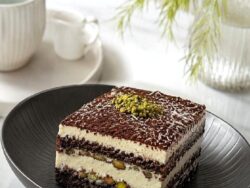 Antep Fıstıklı Soğuk Pasta Tarifi Nasıl Yapılır?