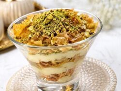 Fıstık Kremalı Çıtır Yufka Tatlısı Tarifi Nasıl Yapılır?
