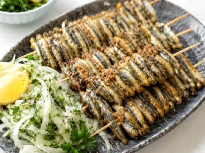 Hamsi Şiş Tarifi Nasıl Yapılır?