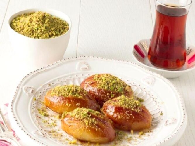 İrmikli Şekerpare Tarifi Nasıl Yapılır?