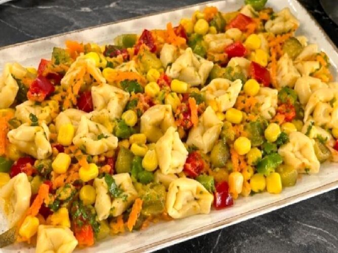 Mantı Salatası Tarifi Nasıl Yapılır?
