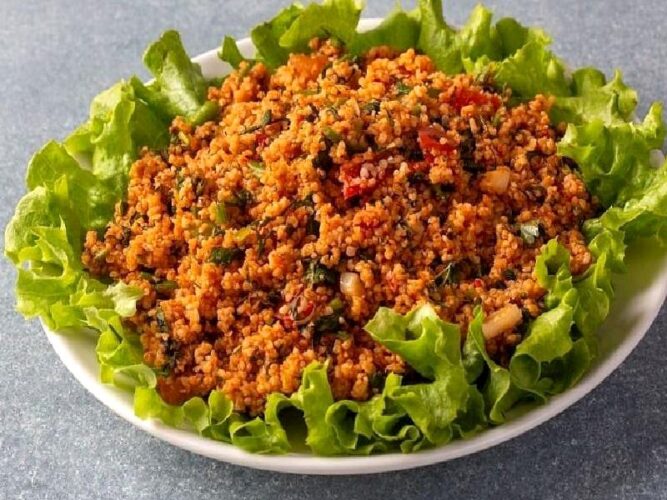 Tam Kıvamında Sofralık Kısır Tarifi Nasıl Yapılır?