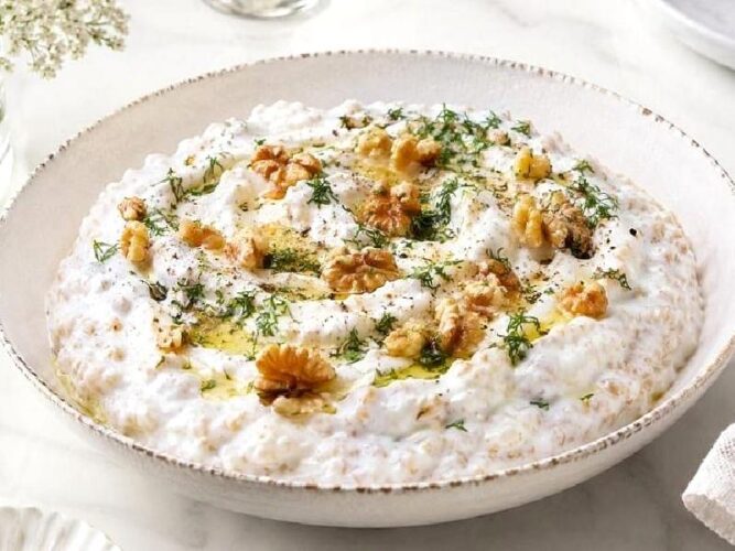 Yoğurtlu Cevizli Buğday Salatası Tarifi Nasıl Yapılır?