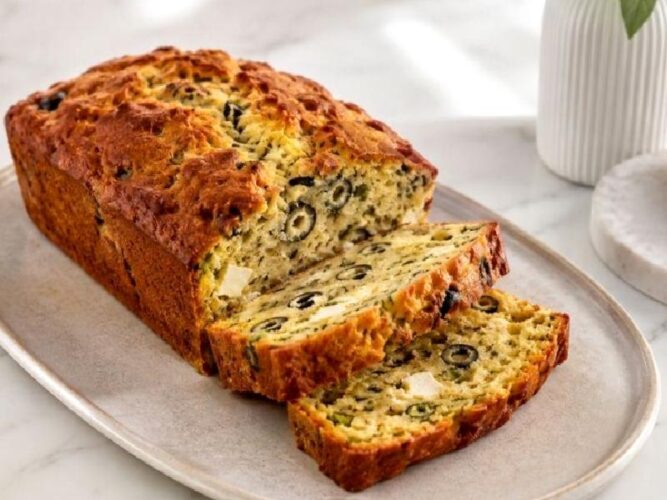 Zeytinli Ve Kekikli Tuzlu Kek Tarifi Nasıl Yapılır?