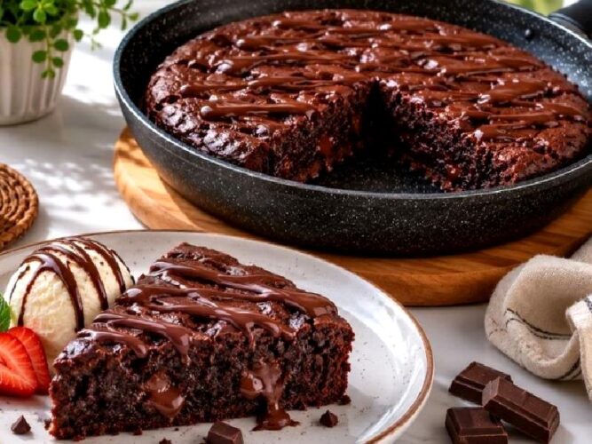 Dakikalar İçinde Hazır Tavada Brownie Tarifi Nasıl Yapılır?