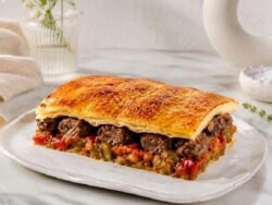 Köz Patlıcan Yatağında Köfte Tarifi Nasıl Yapılır?