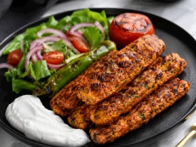 Pratik Tavuk Kebabı Tarifi Nasıl Yapılır?